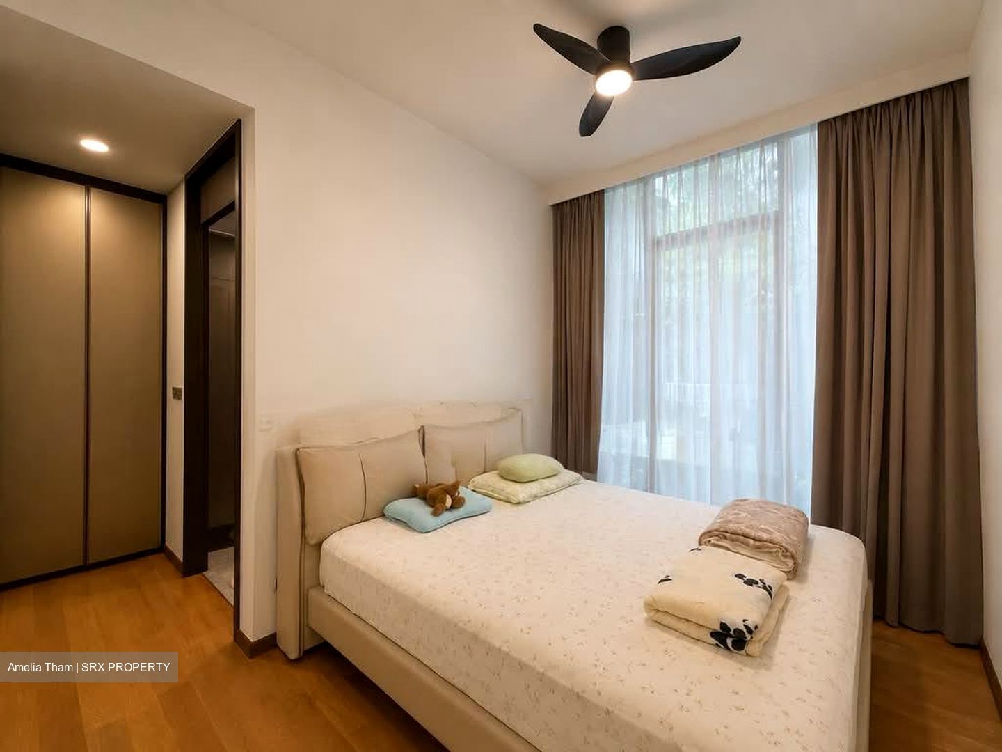 Van Holland (D10), Condominium #603255521